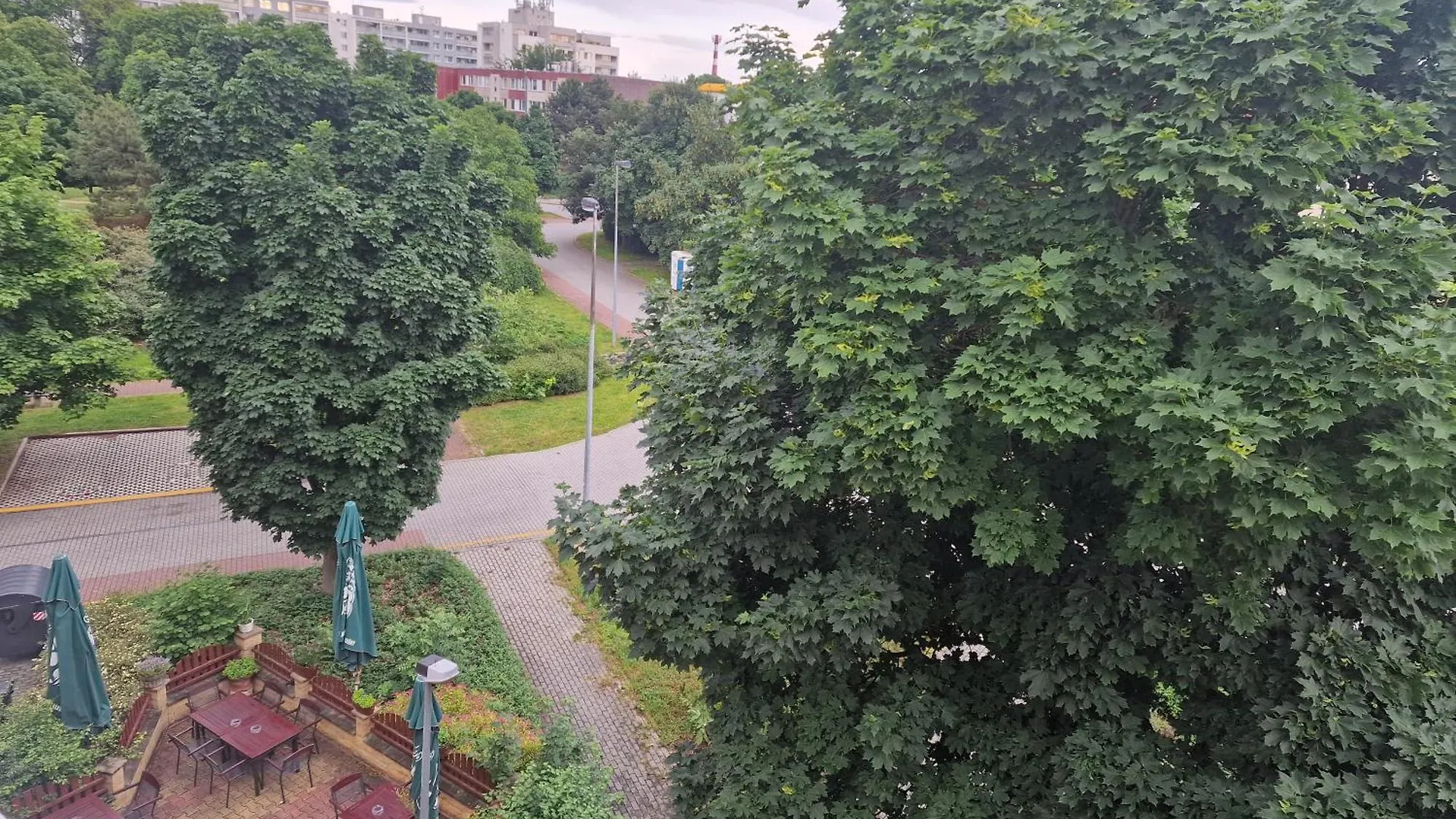 Slunny Byt V Praze Letnanech Praga Apartament